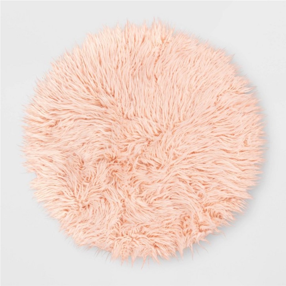 PILLOWFORT NWT faux fur round kids rug -pink -3’